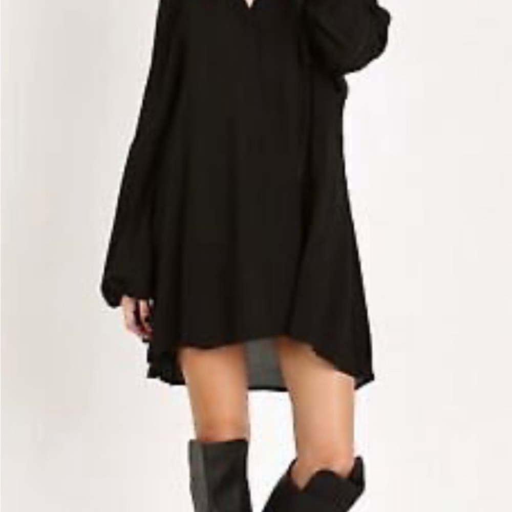 The Jetset Diaries Chic Black Tunic Dress - Picture 2 of 6